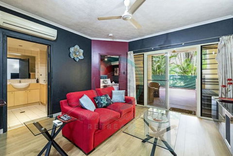 ZEN MARKETS - Boutique 1-BR Apt Near Parap Markets - Tourism Guide 0