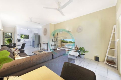 ZEN Westralia: 2-BR Cozy Inner-City Apt Near Shops - Tourism Guide 1