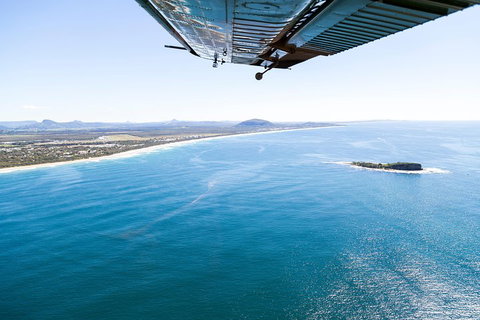 Deluxe Seaplane Tour Noosa To Glasshouse Adventure For 2 With Photobook - Travel Agents 5