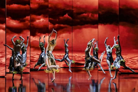 Opera Performance At The Sydney Opera House - Tourism Guide 5