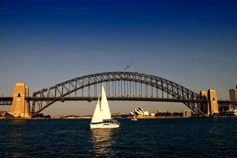 Sydney Harbour Luxury Sailing Trip Including Lunch - Tourism Guide 3