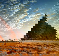 Highlights of Uluru Including Sunrise and Breakfast - Tourism Guide