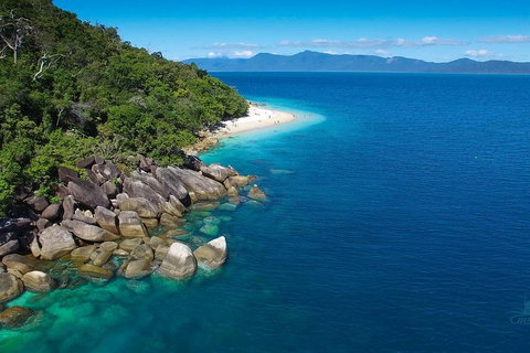 Fitzroy Island Catamaran Transfers From Cairns - Travel Agents 1