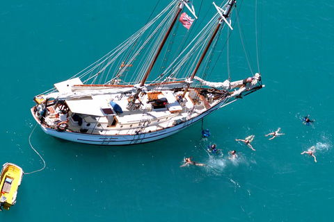Whitsunday Islands Private Sailing Experience With Snorkeling & Langford Reef - Tourism Guide 1
