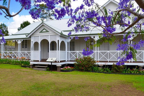 Private Tour To Paronella Park, Historic Village Herberton And Wild Life Wallaby - Travel Agents 5