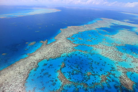Whitsunday Islands And Heart Reef Scenic Flight - 70 Minutes - Tourism Guide 1