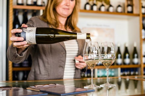 Kangaroo Island Gourmet Food And Wine 4WD Tour - Tourism Guide 0