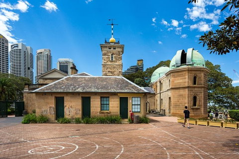 Sydney Scavenger Hunt: Inside Sydney - Tourism Guide 1