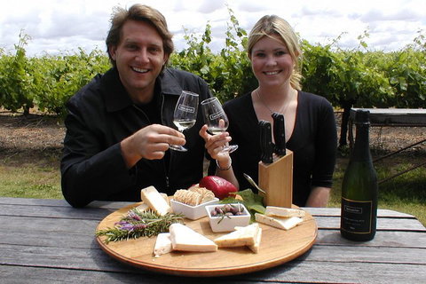 Swan Valley Tour From Perth: Wine, Beer And Chocolate Tastings - Tourism Guide 4